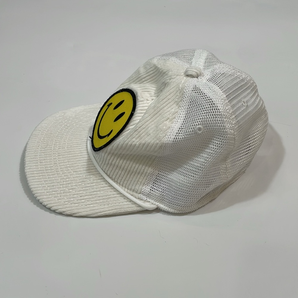 AVIATOR NATION WHITE CORDUROY SMILEY PATCH MESH TRUCKER HAT O/S EUC - Picture 3 of 8